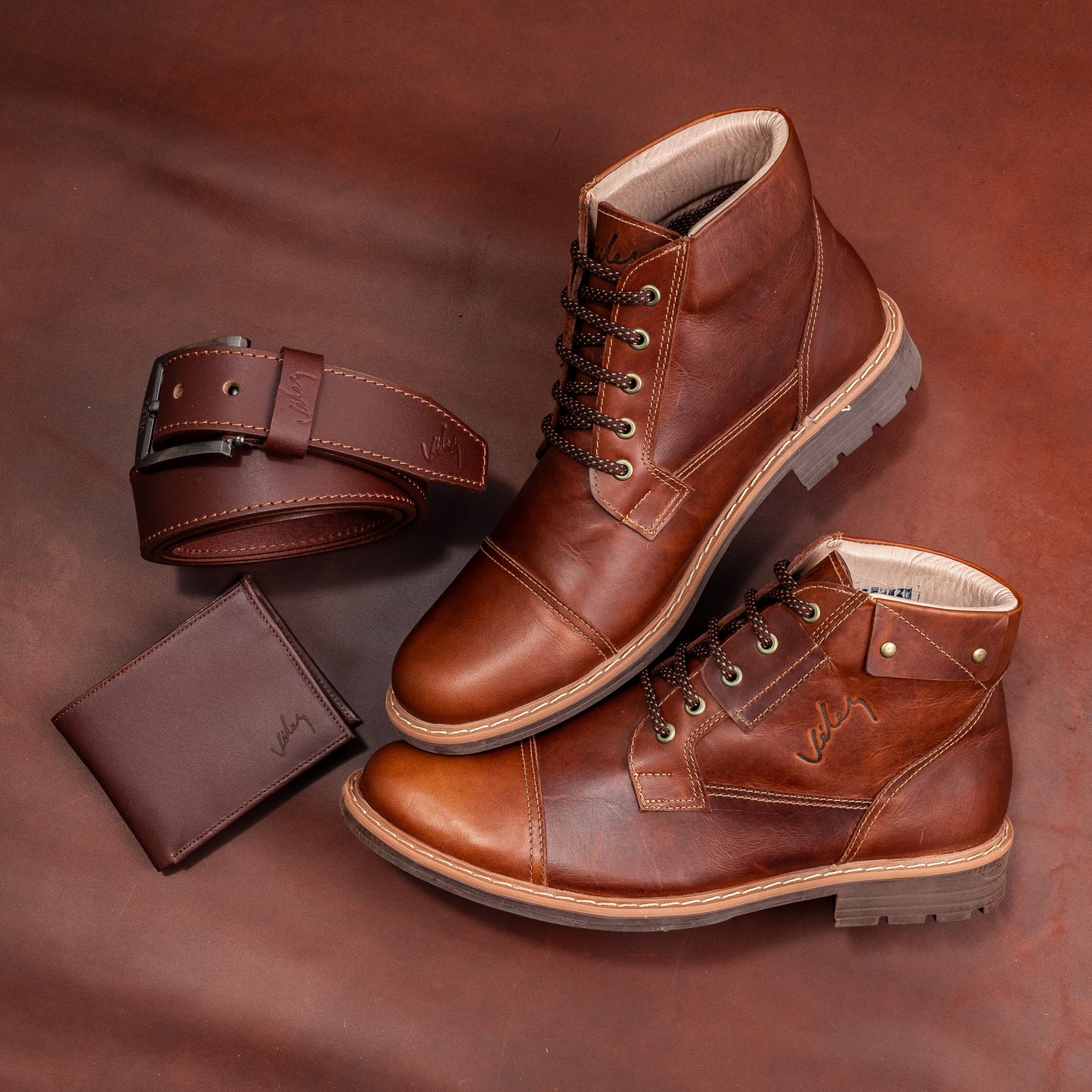 Combo Caballero, Cuero 100% GENUINO Y NATURAL.